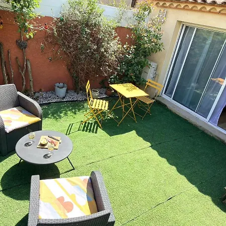 Avec Jardin Prive Et Parking Gratuit *
